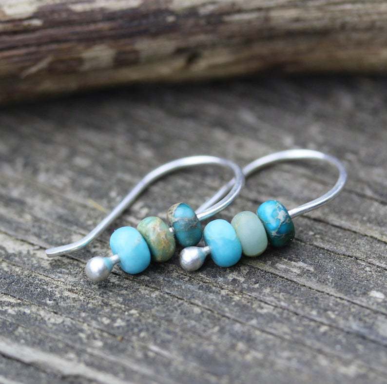 Turquoise kralen oorbellen