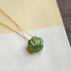 Jade Bloemen Ketting: Een sierlijk eerbetoon aan de natuur