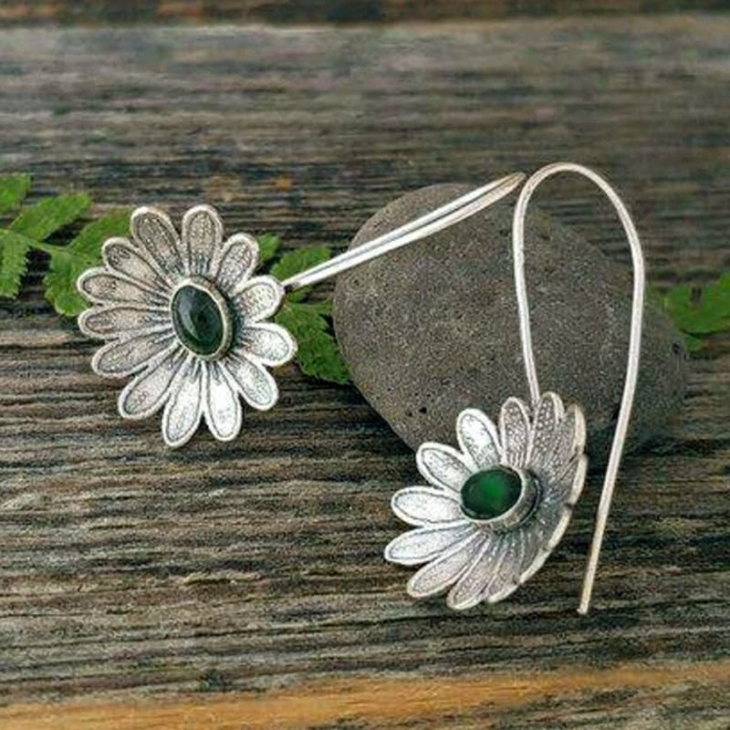 Vintage Zilveren Bloem met Groene Steen Oorbellen